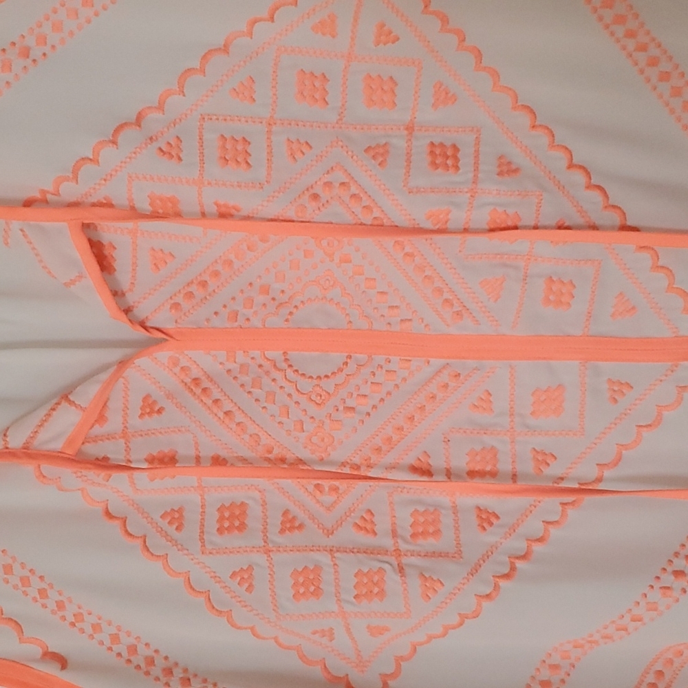 GB Embroidered sleeveless top, unique coral/orange design, Size M - Picture 4 of 9